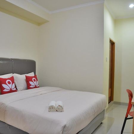 Zen Rooms Near Itc Roxy Mas Jakarta Ngoại thất bức ảnh